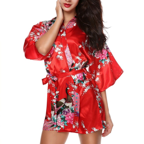 MEI YESIDA Red Silk Satin Kimono Style Robe - Picture 1 of 4